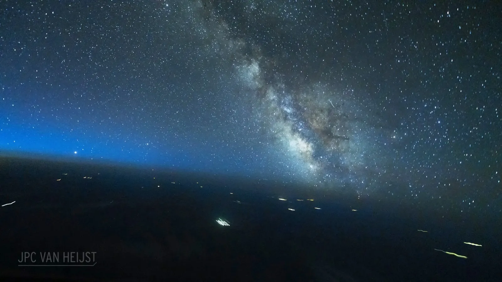 Stunning Milky Way over Mongolia from 747 cockpit