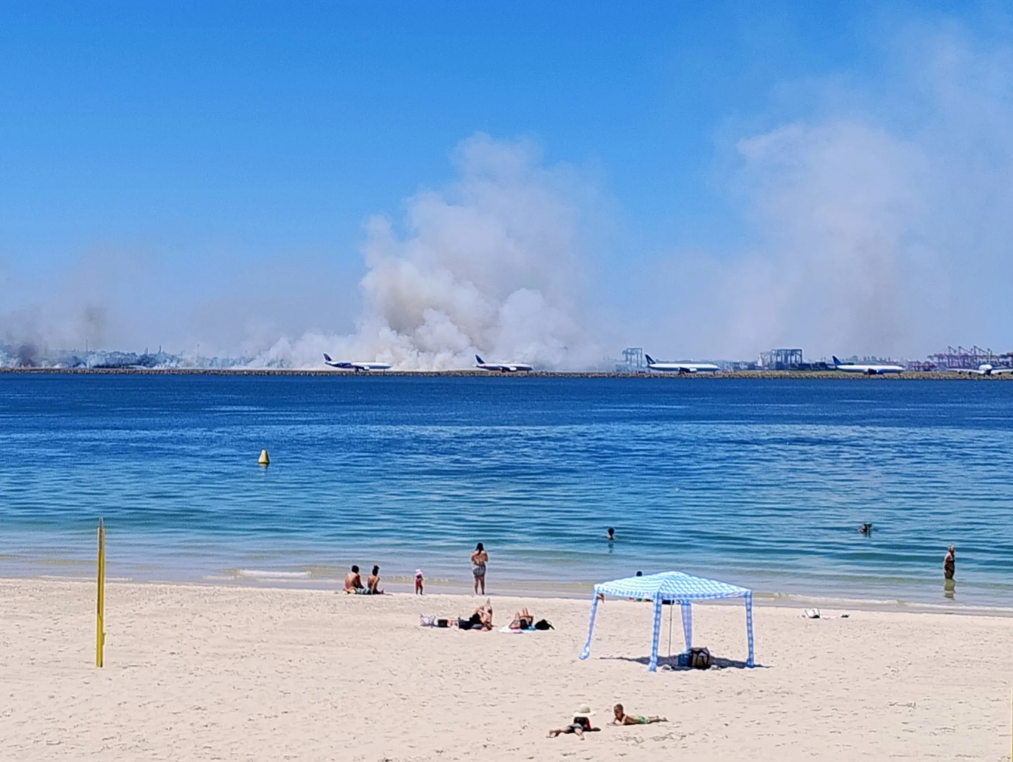 Sydney Airport Fire After Qantas Jet Engine Malfunction