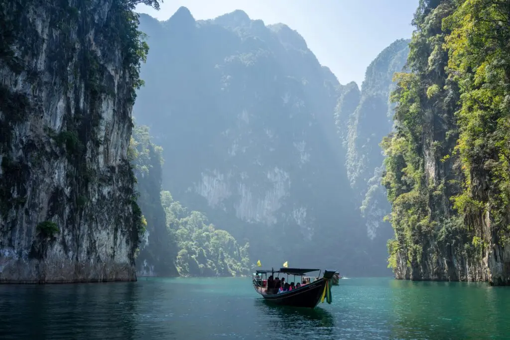 Discover Bangkok: Insider Tips on the Best Places to Visit from Local Experts