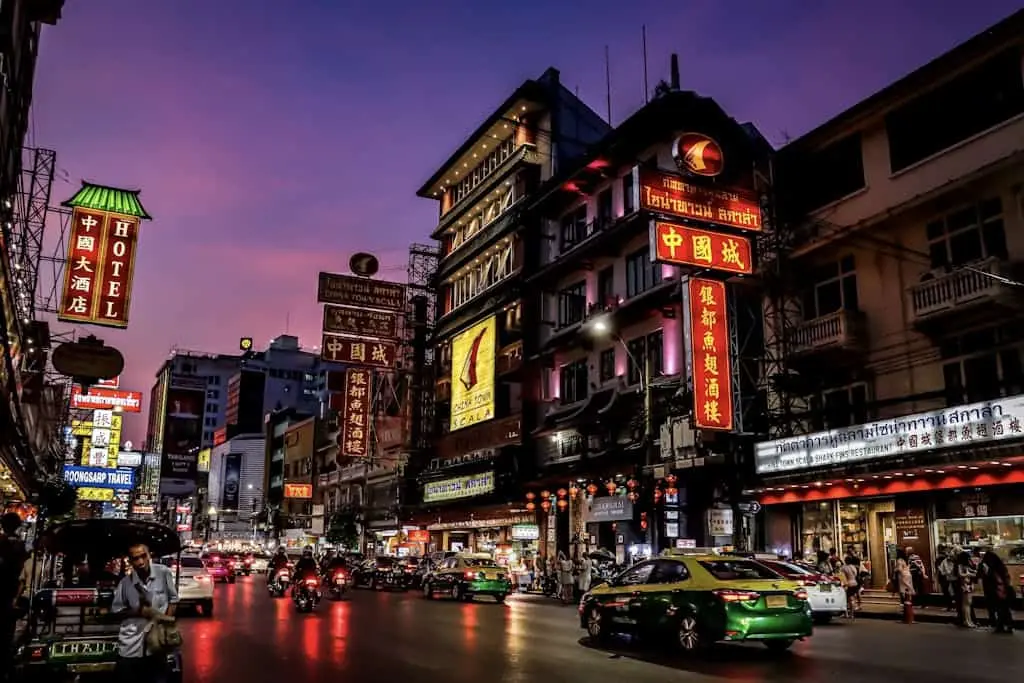Top 10 Must-Try Restaurants in Chinatown Bangkok: A Food Lover's Guide